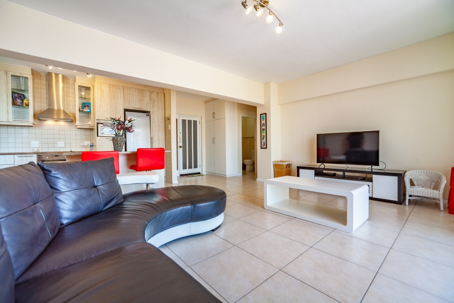 To Let 1 Bedroom Property for Rent in Sea Point Western Cape